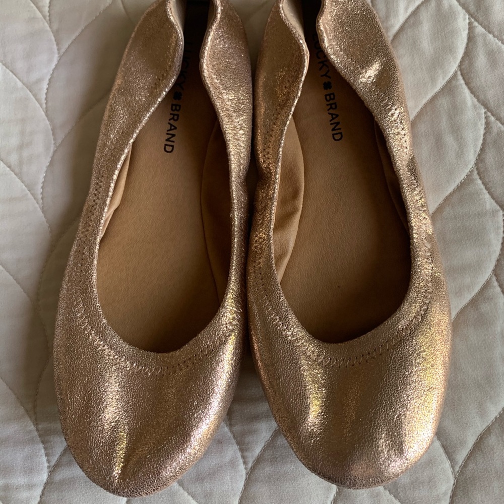 ROSE GOLD LUCKY BRAND FLATS SIZE 10